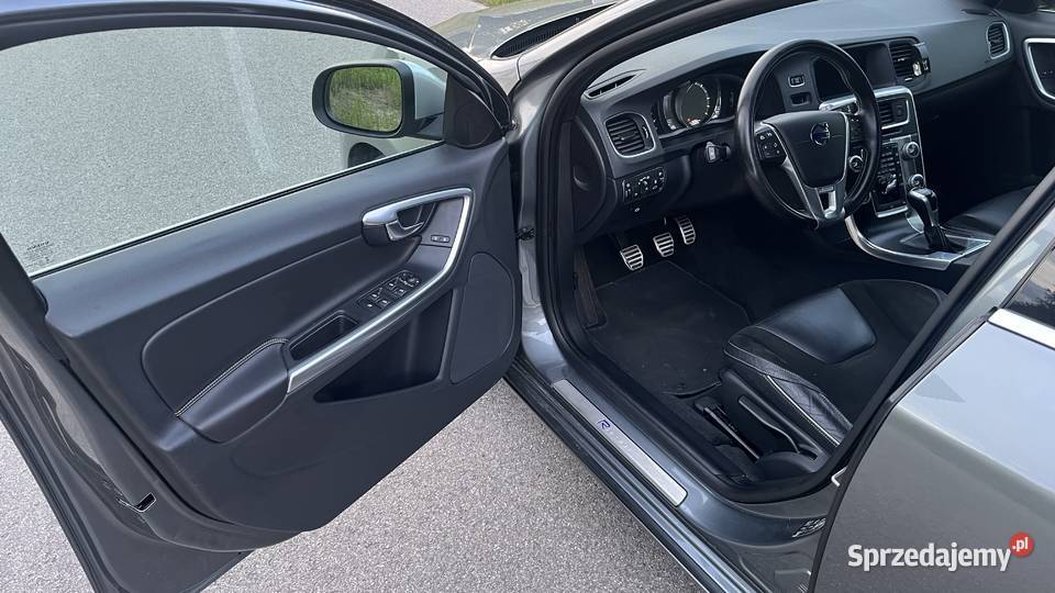 Volvo V60 20D2 RDesign
