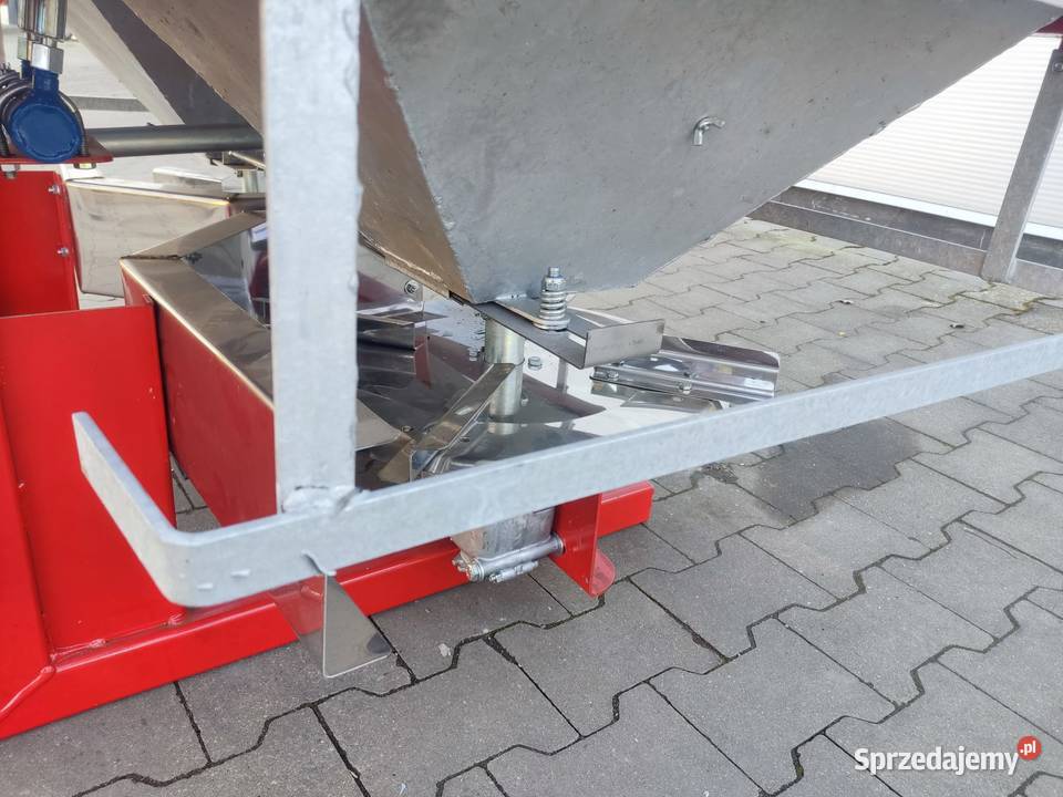 Wytrzymały Rozsiewacz dwutarczowy poj 400 do Krapkowice sprzedam