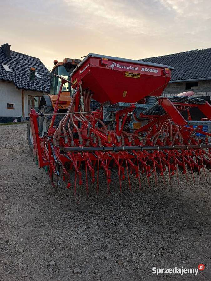 Agregat uprawowo siewny kverneland Accord DA 3m świętokrzyskie Sędziszów sprzedam