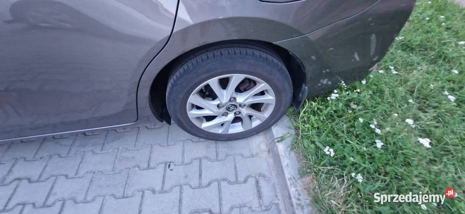Toyota corolla comfort 2018 lakier metallic mazowieckie Radom