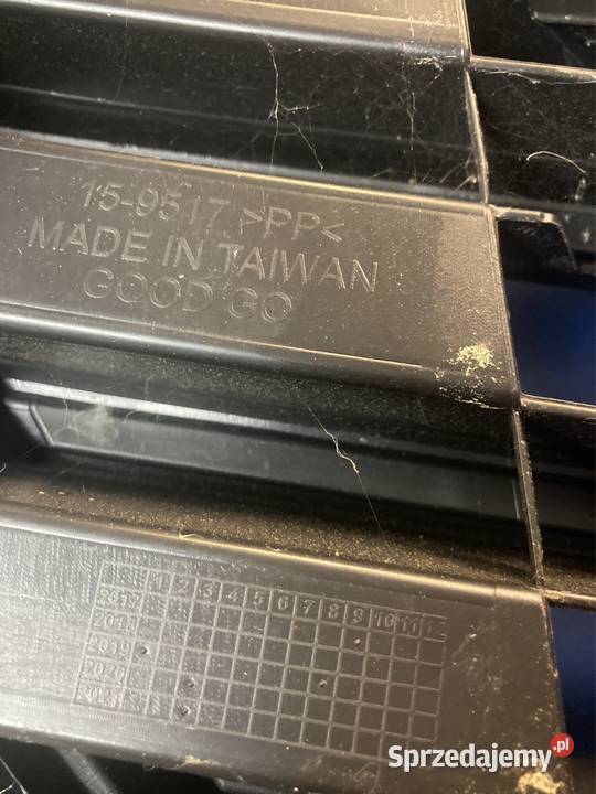 Grill atrapa chłodnicy zderzaka przedniego Mazda opolskie Opole