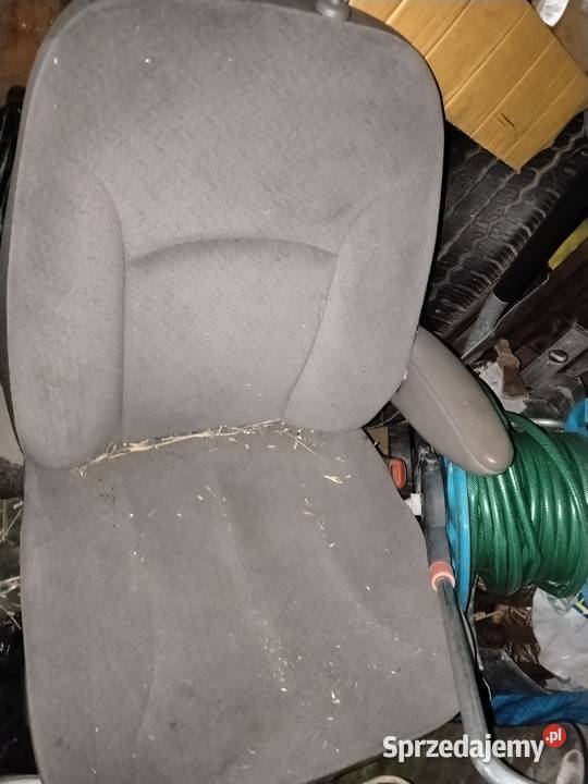 Vivaro pontiac trafic Fotel Kielce