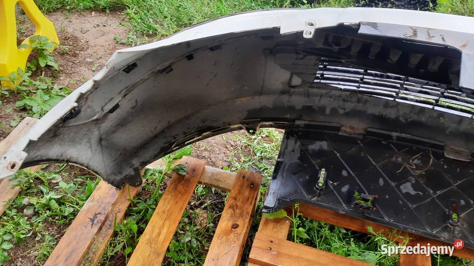 zderzak przedni biały Peugeot 307