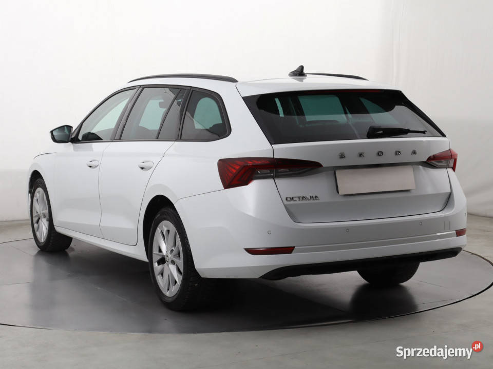 Skoda Octavia 20 TDI biały Samochody osobowe sprzedam