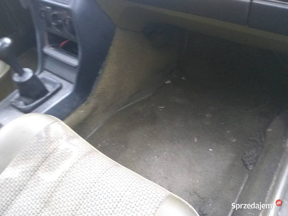 Kompletna tapicerka Mercedes w 123 Tarnów