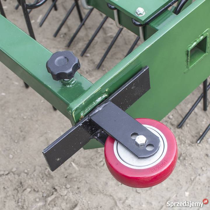 Brona do maneży o szerokości 220 do ciągnika Elbląg