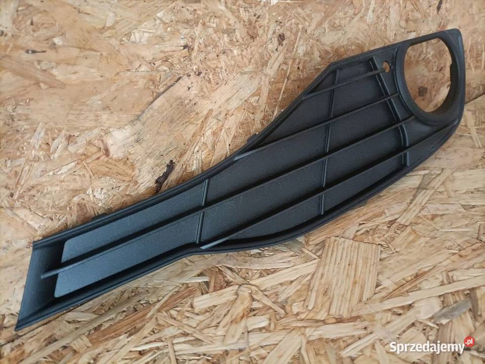 BMW 3 F30 F31 KRATKA ZDERZAKA lewy przód osobowe Pleszew