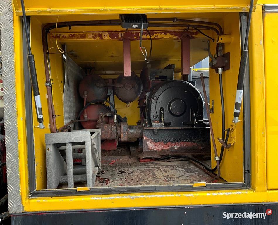 Uzywahy Holownik 6x4 pomocy drogowej Scania P112 mazowieckie Warszawa