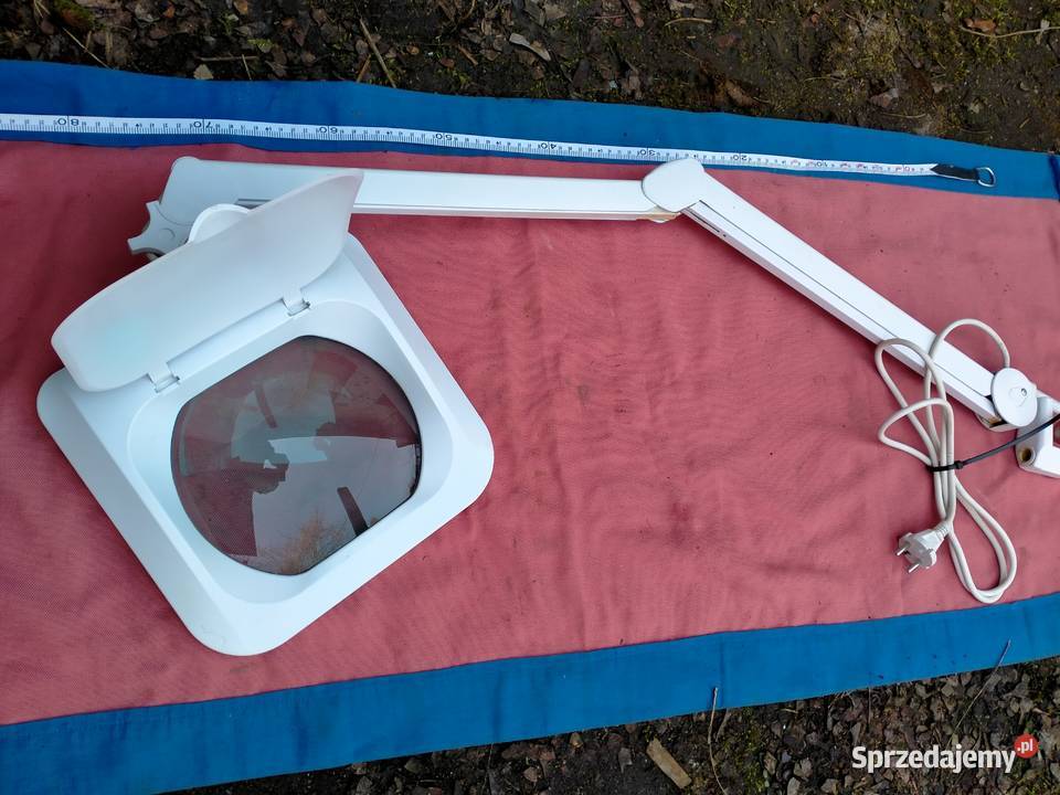 Wszechstronna ekonomiczna lupa z podświetleniem Legnica