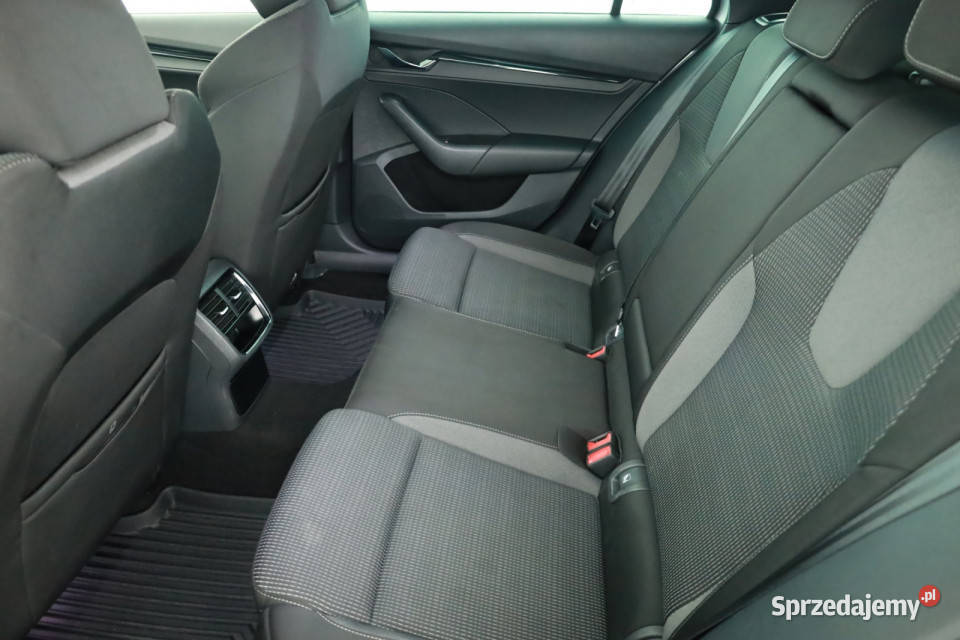 Skoda Octavia 15 TSI Piaseczno sprzedam