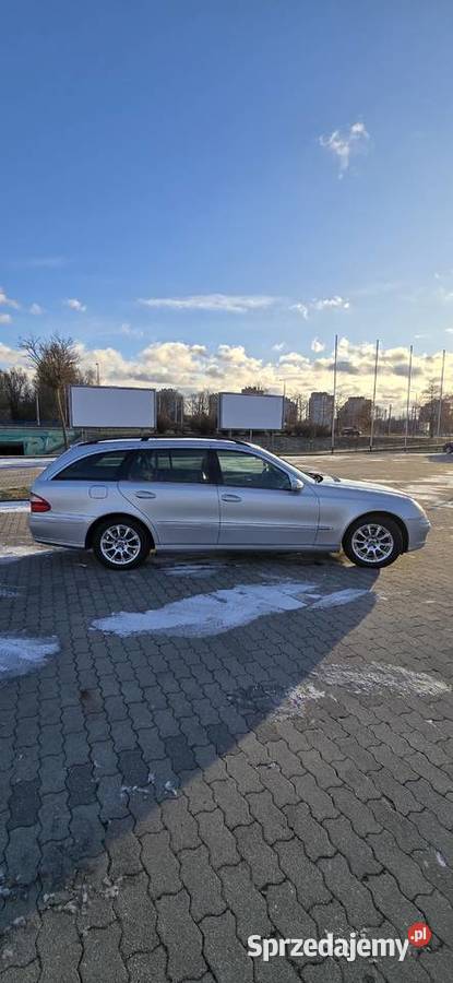 MercedesBenz E220 CDI Doinwestowany Czarny Las