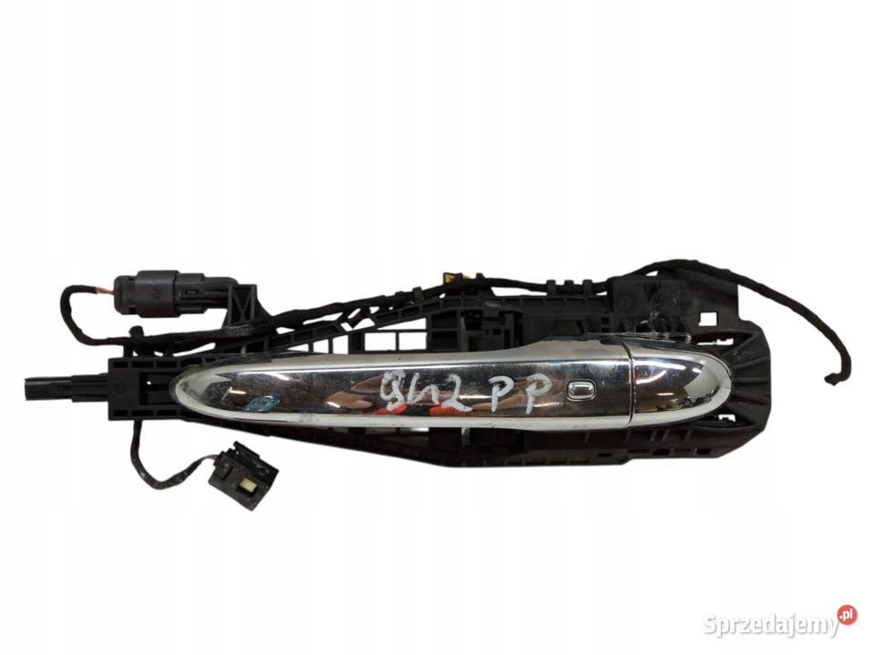 KLAMKA ZEWNĘTRZNA PRAWA PRZÓD P68194120AB Rok produkcji 2016