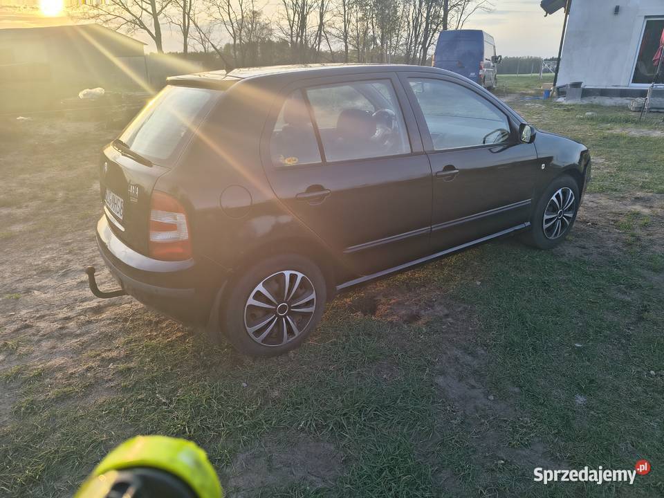 Fabia z LPG klimatyzacją i hakiem Škoda Balin sprzedam