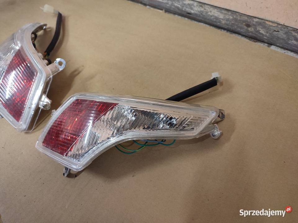 Peugeot 125 Vivacity 3 lampa prawa lewa tył dolnośląskie Jelenia Góra