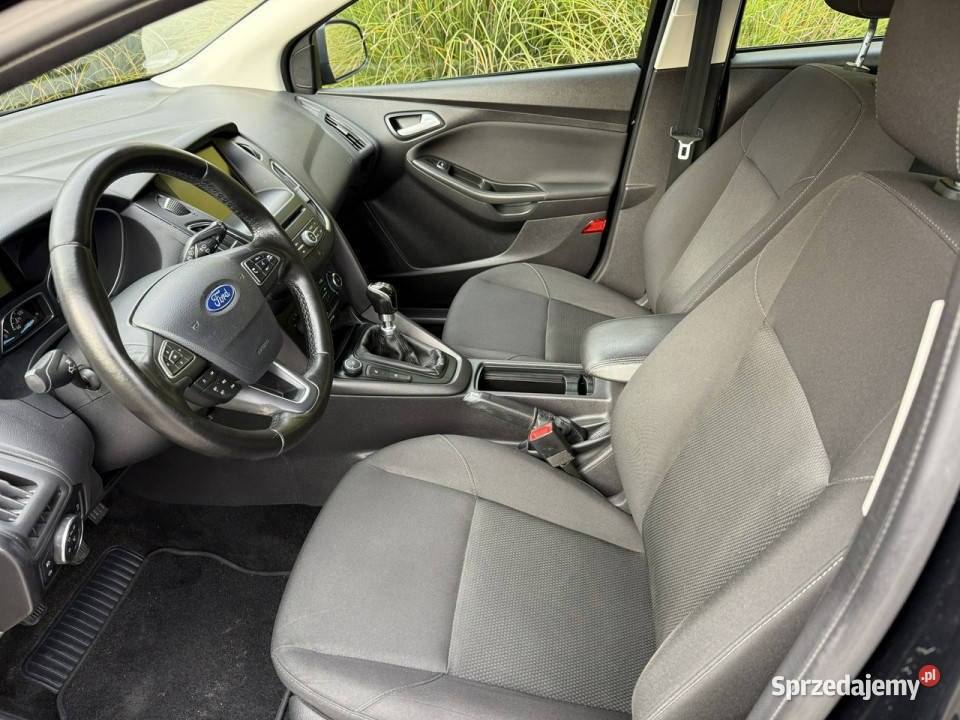 Ford Focus TIANIUM Bezwypadkowy bogato elektrycznie ustawiane fotele Poznań sprzedam