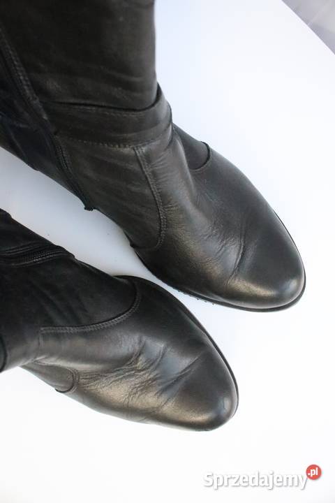 Czarne botki na obcasie z zamkiem Wrocław