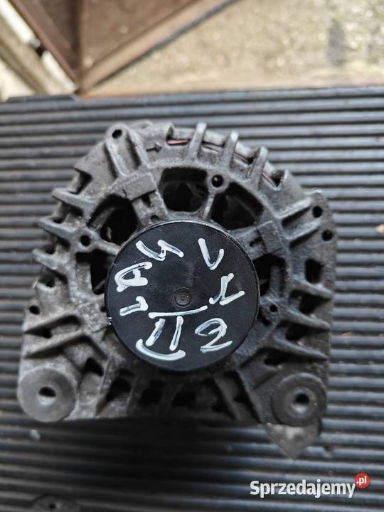 Alternator laguna 2 8200 162 474 osobowe Puławy sprzedam