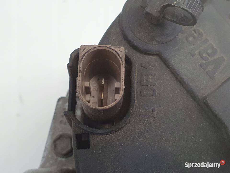 VW Passat B5 16 8V ALTERNATOR Valeo 06B903016D osobowe