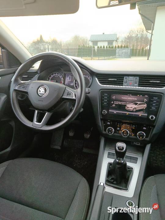 Skoda Octavia III FL 2020r 1wł salon serwis ASO ASR (kontrola trakcji) Octavia Futory
