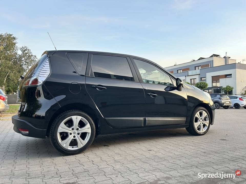 Renault scenik 2012r 15 dci 4/5