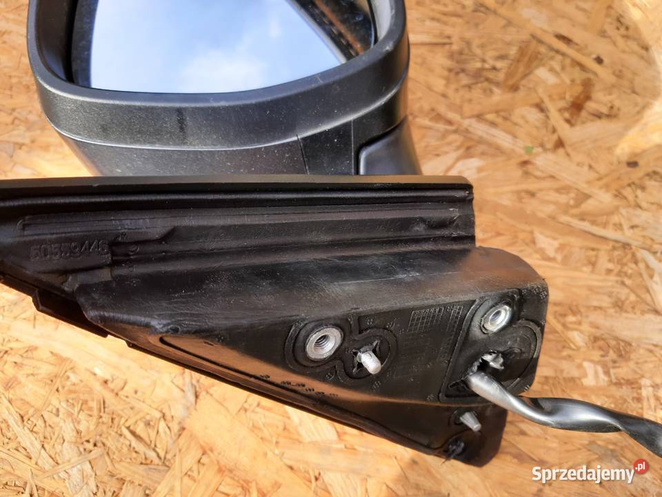 Alfa Romeo Stelvio lusterko prawe przód Strzyżewice