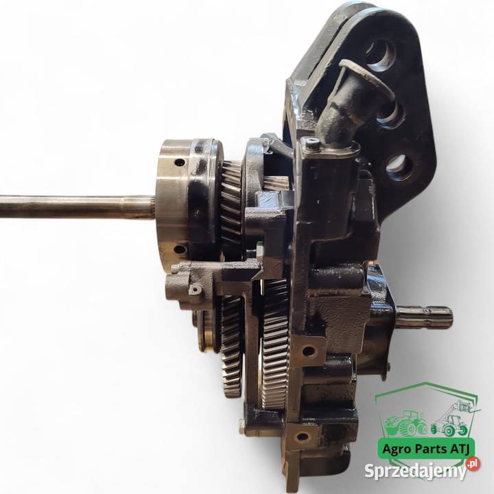 Skrzynia WOM CNH 87374253 47516463 Steyr 6195 Ciechanowiec sprzedam