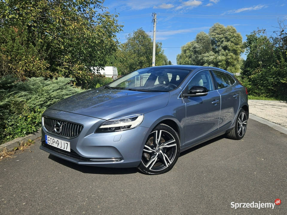 Volvo V40 II 2012 192000km łódzkie Opoczno