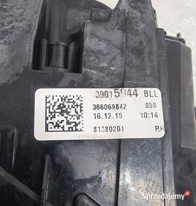 LAMPA PRAWA PRAWY TYŁ OPEL ASTRA K V HB 39015944 sprzedam