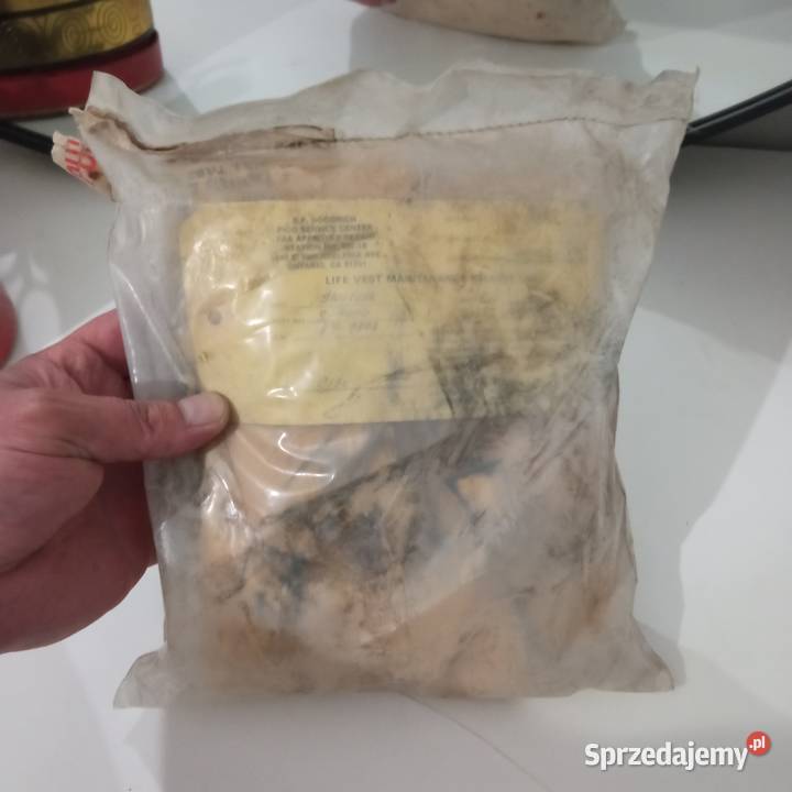 Kamizelka ratownicza lotniczomorska z nabojem Szczecin sprzedam