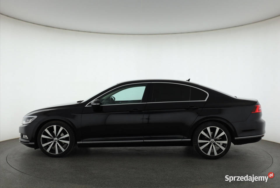 VW Passat 20 TSI podgrzewane fotele