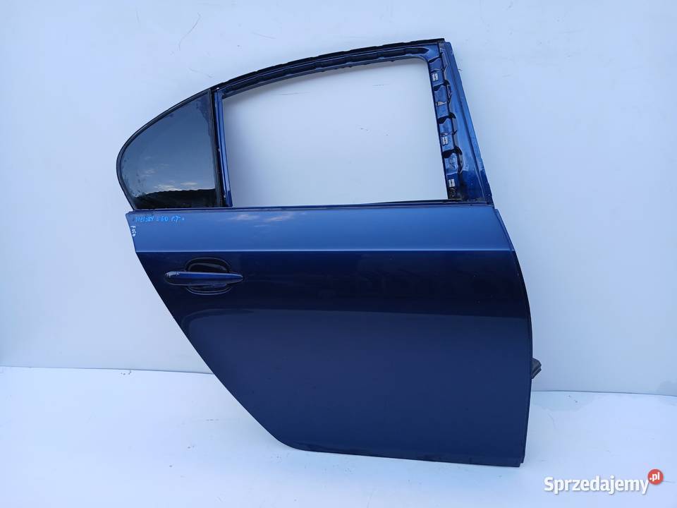 DRZWI PRAWE TYLNE BMW E60 TIEFSEEBLAU lubelskie Strzyżewice sprzedam