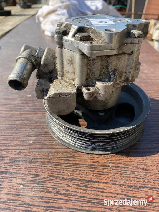 Pompa wspomagania 4B0 145 156 R osobowe sprzedam