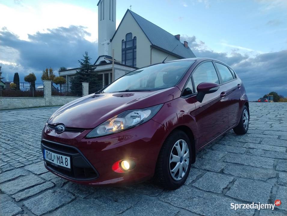 Ford fiesta 2010 12 benzyna 82 konie klima cd Myślenice