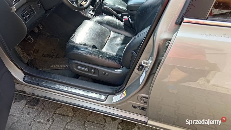 Toyota Avensis t25 kombi skórzana tapicerka