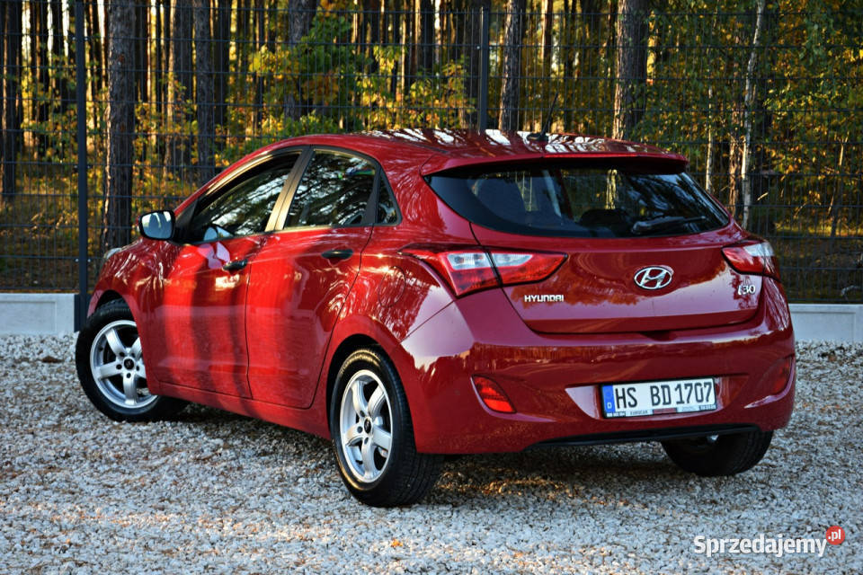 Hyundai i30 14 MPI 100 Kamera Navi LED światła przeciwmgielne Motoryzacja Ostrów Mazowiecka