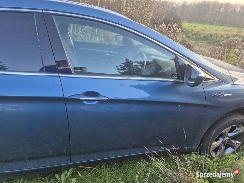 Hyundai i40 drzwi prawy przód YU6 Nawojów Łużycki