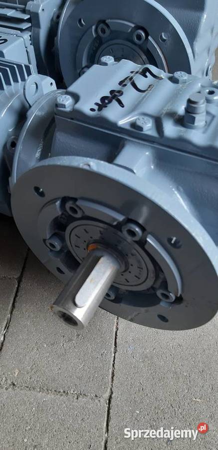 Motoreduktor 055 kW42 obr Leszno sprzedam