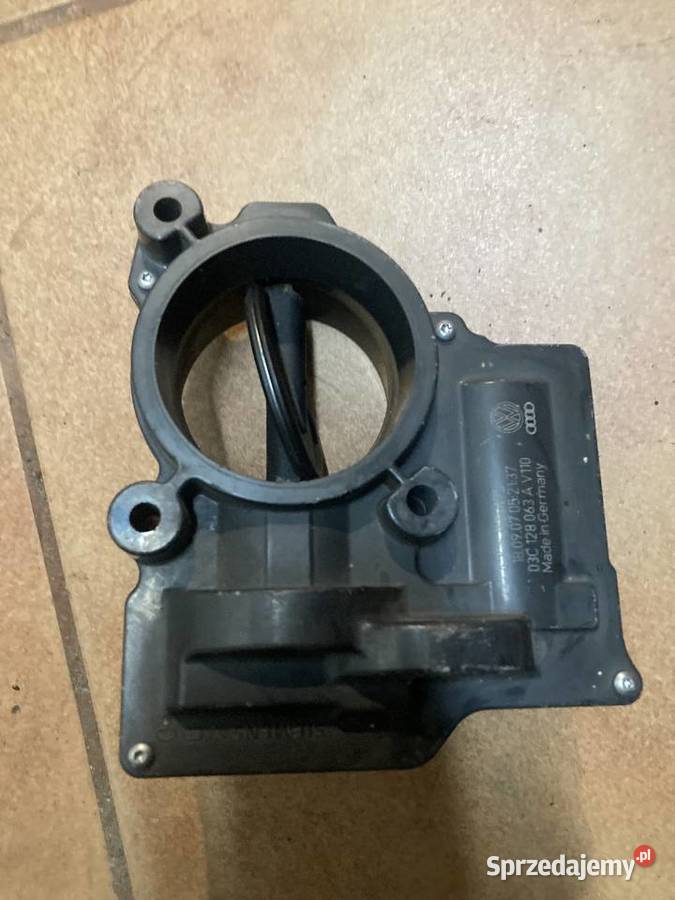 Przepustnica VW Golf V Touran 14 TSI 03C128063A osobowe Rakoniewice
