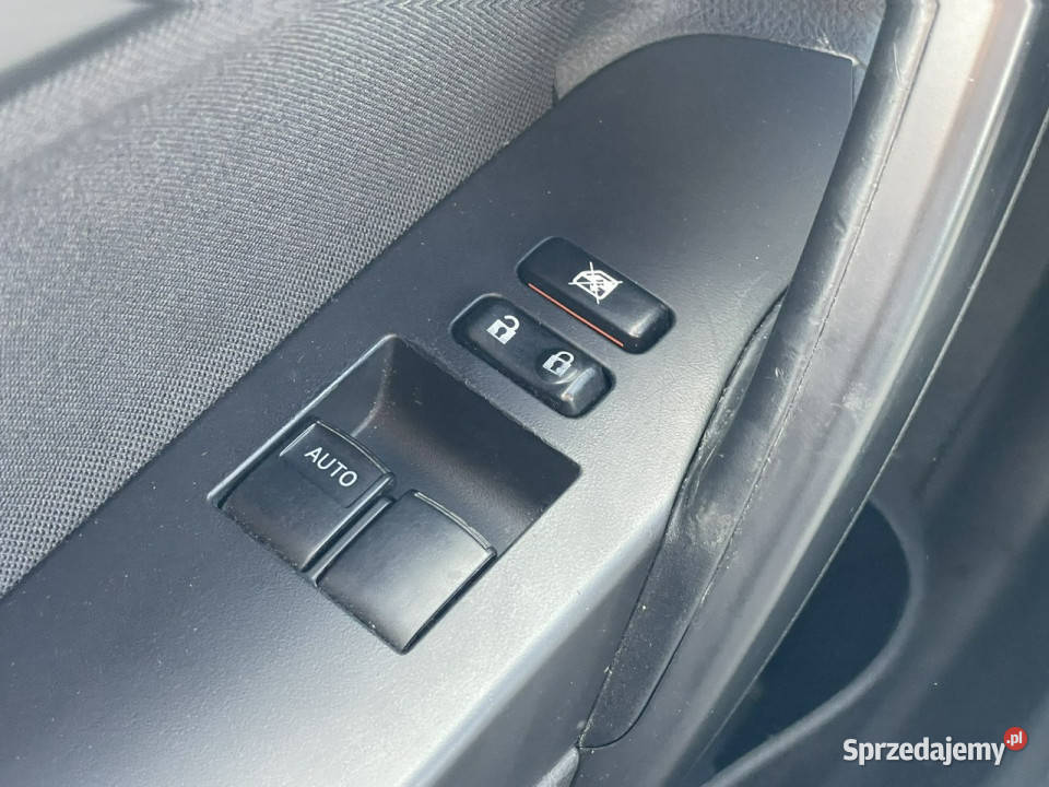 Toyota Auris 16 16V Valvematic 132 Salon kamera klimatyzacja Auris Wojkowice