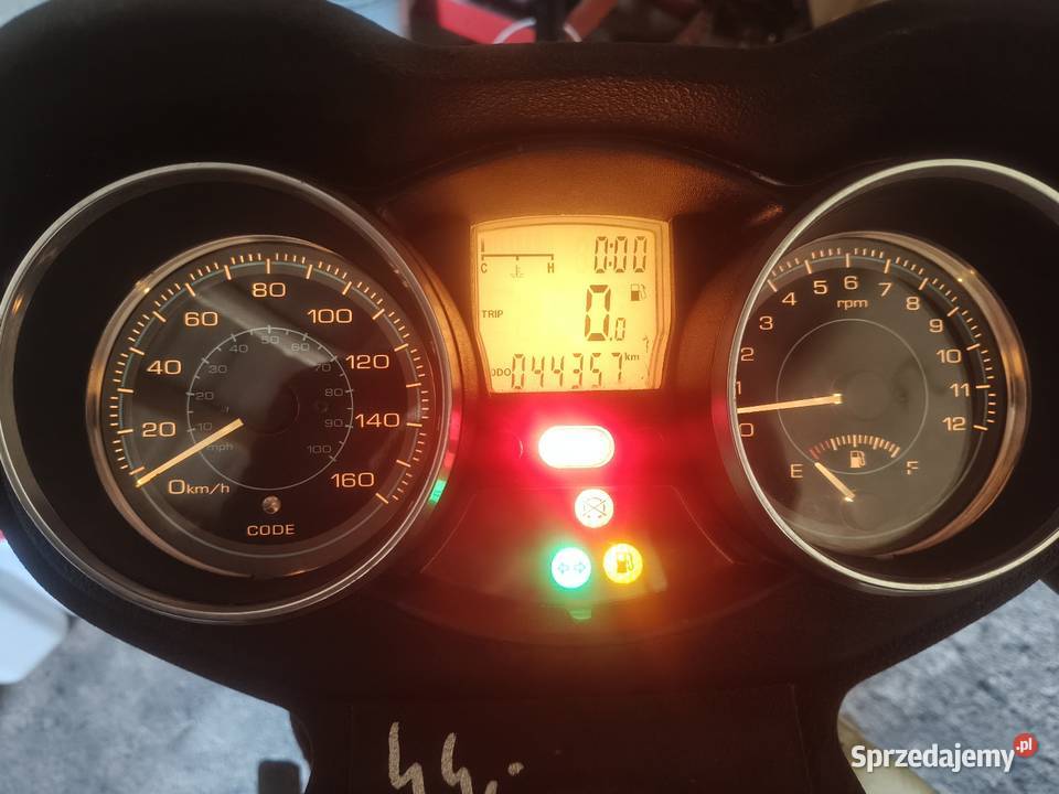 Piaggio Xevo licznik zegary Liczniki Liczniki