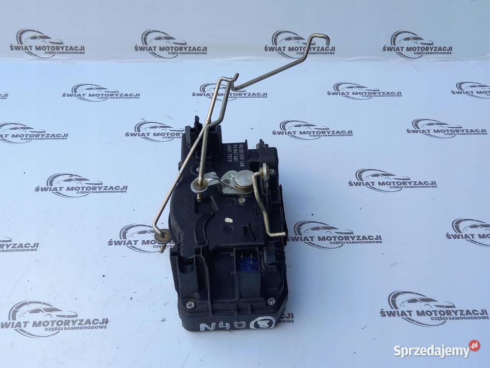 RENAULT TRAFIC III 15r zamek drzwi lewy tył Kielce