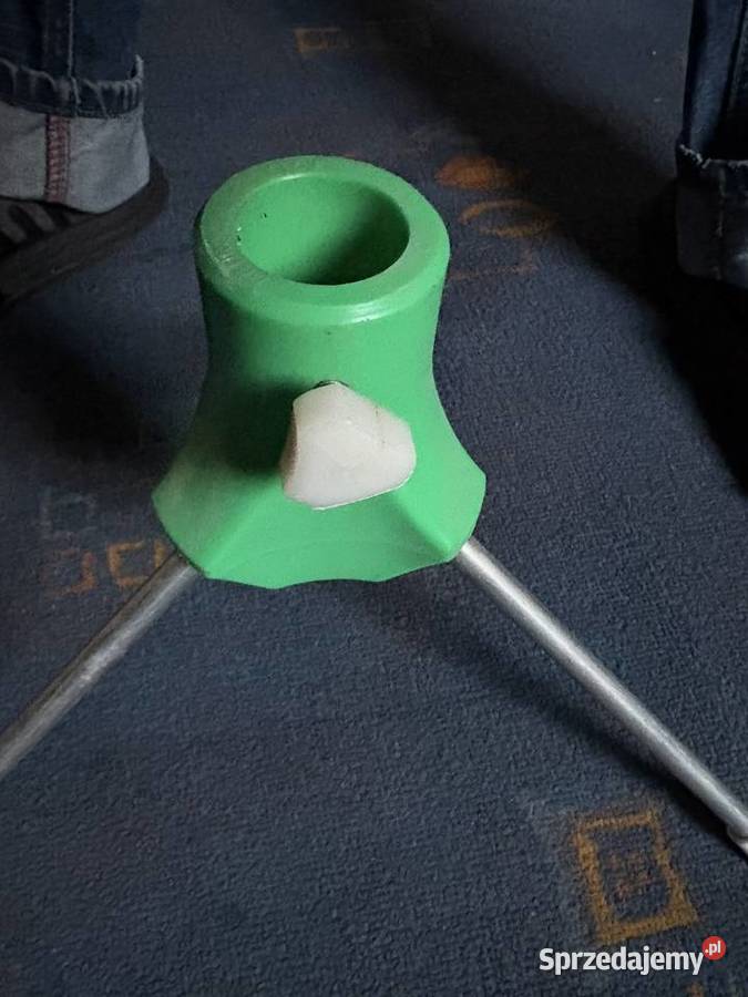 Stojak na choinkę sprzedam