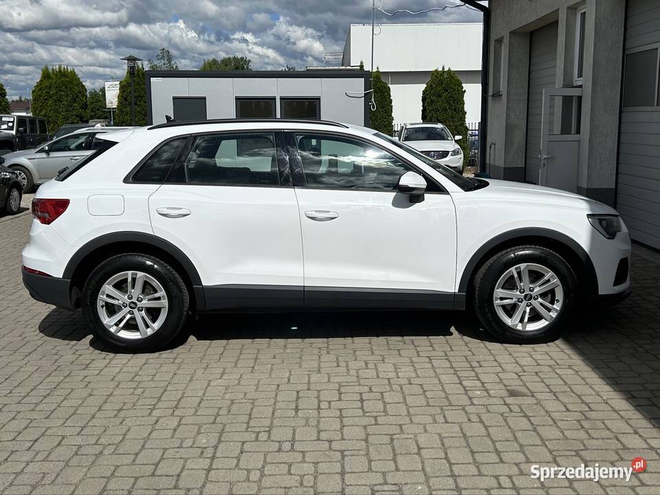 AUDI Q3 15 35TFSI MHEV 150 Automat Stronic Salon Rok produkcji 2022 Q3