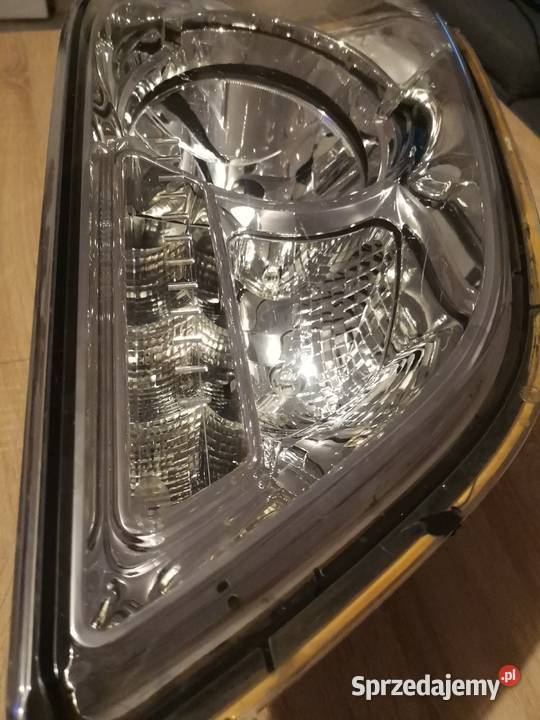 MERCEDES CITARO II 2011 PRAWA LAMPA PRZÓD DO Międzychód