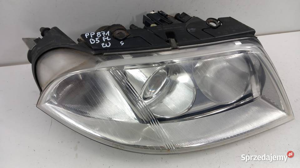 VW PASSAT B5 LIFT LAMPA PRZÓD PRAWA SOCZEWKA EU Zbierkowo