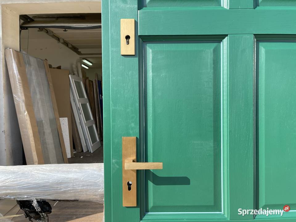 Drzwi zewnętrzne drewniane RĘKI zielone i 210cm kujawsko-pomorskie Bobrowo sprzedam