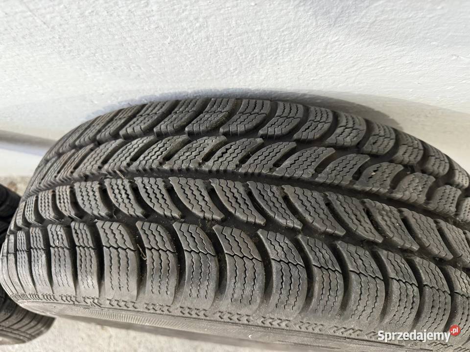 Sprzedam Dwie Opony Zimowe 19565R15 Stan Dębica