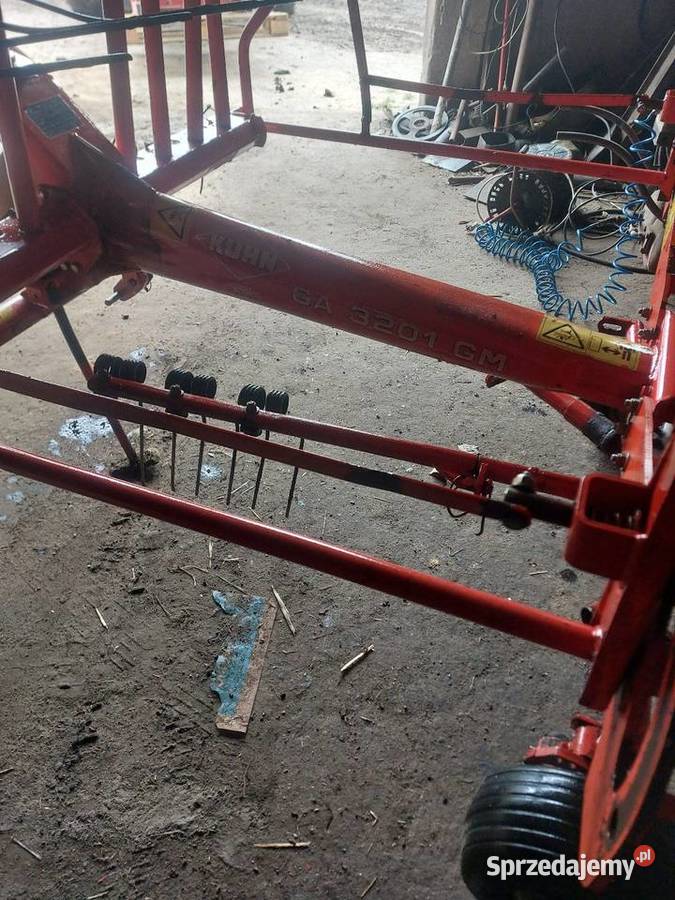 Kuhn GA 3201 GM Zgrabiarki i przetrząsacze