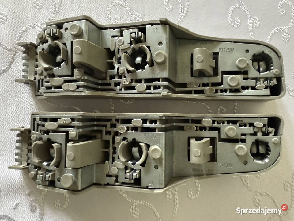 Oprawki Żarówek Tylnej Lampy Ford 89FG13N004BA Czerwionka-Leszczyny