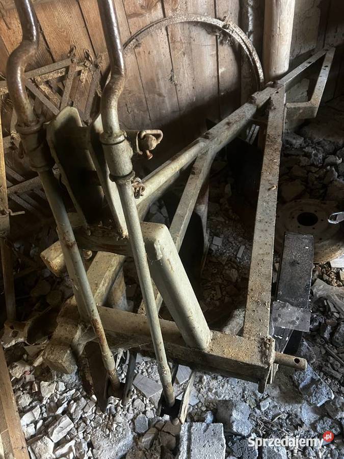 Pług 3 skibowy Pozostałe Rzepiennik Biskupi sprzedam
